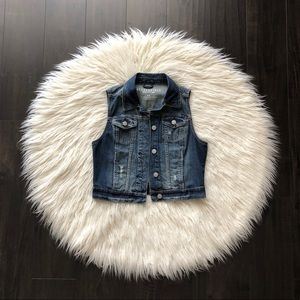 Aeropostale Denim Vest Size Medium